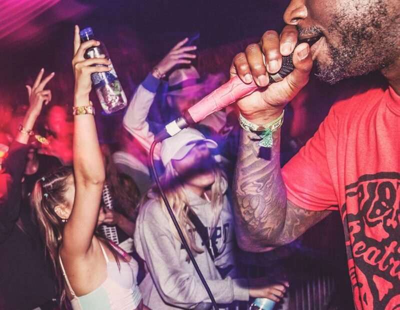 Parly B - Lyrics Spree