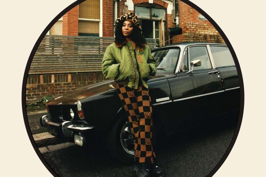 Hollie Cook - Shy Girl In Dub!